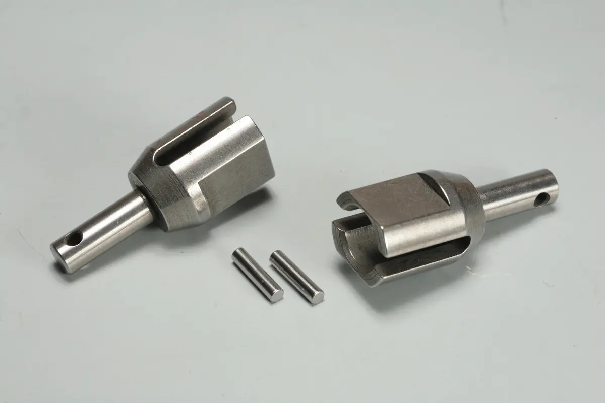 Mugen E0229 Center Differential Outdrive Cup 1