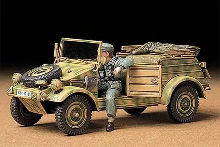 35213 German Kubelwagen Type 82 1