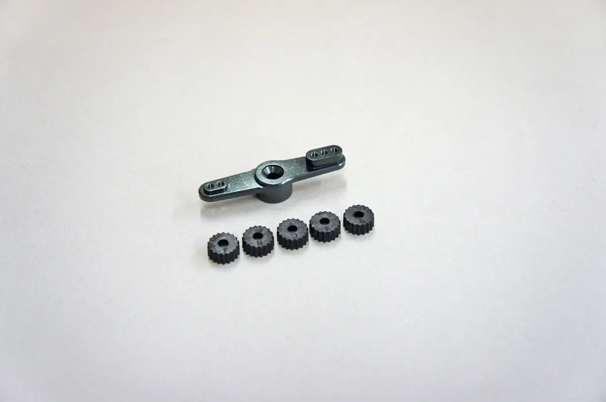 Mugen E2815a Aluminum Throttle Servo Horn 1