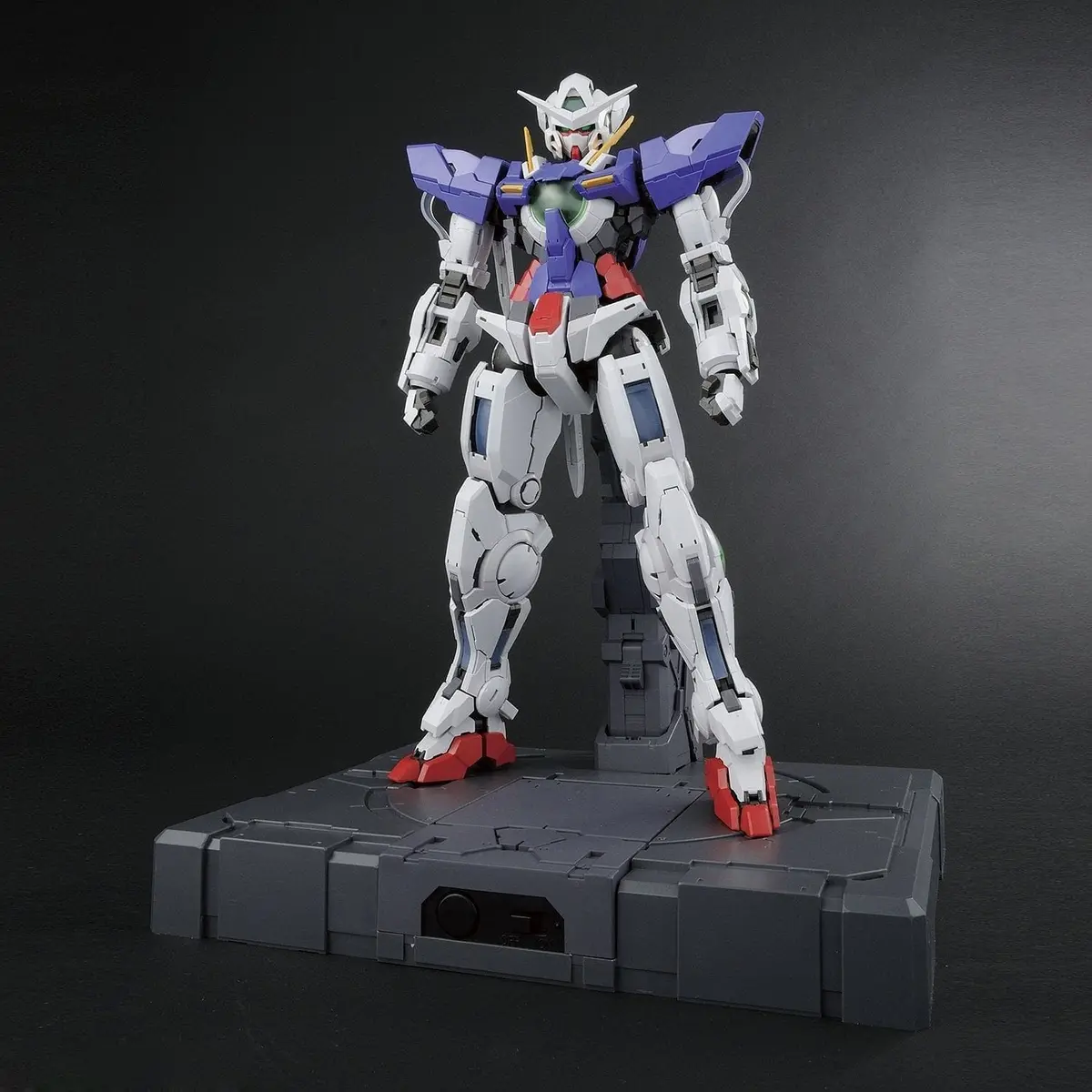 Bandai 222249: Gundam Exia "Gundam 00", Bandai Pg 1