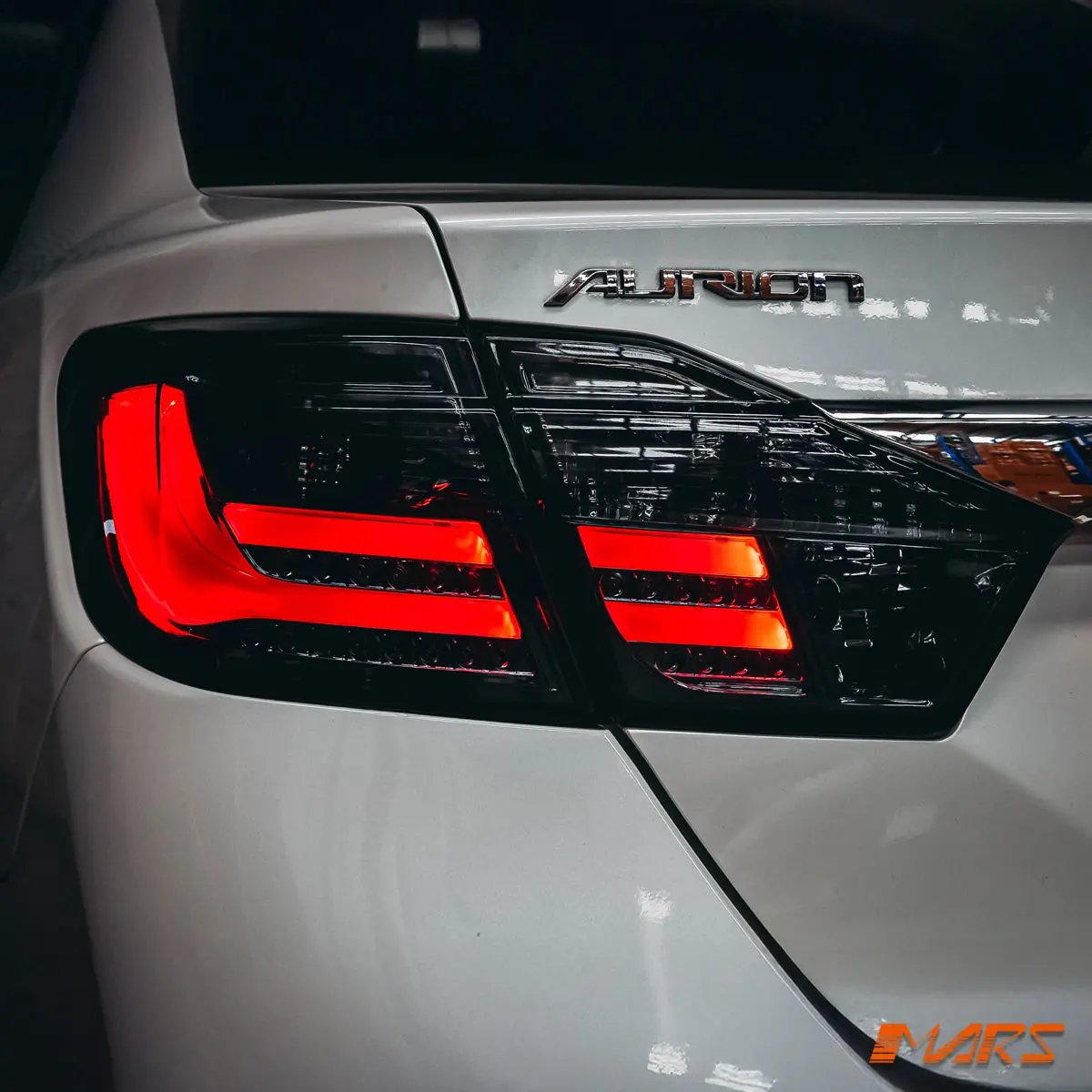 Smoked Black Full Led Tail Lights For Toyota Aurion 2012–2017 Gsv50r 1