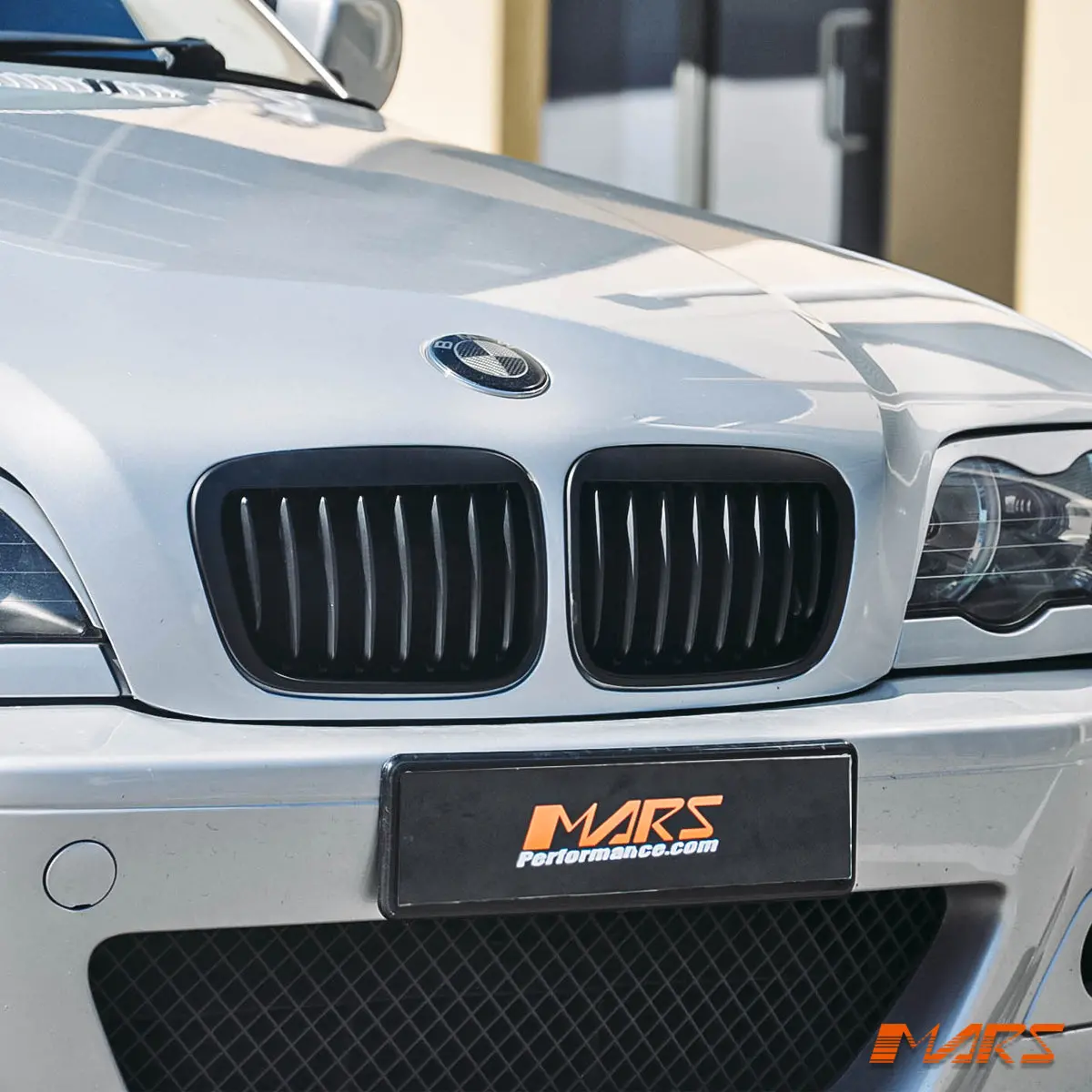 Matt Black M6 Style Front Kidney Grille Grill Bodykit For Bmw 3-Series E46 Sedan & Wagon 1998-2001 Pre Lci Facelift 1