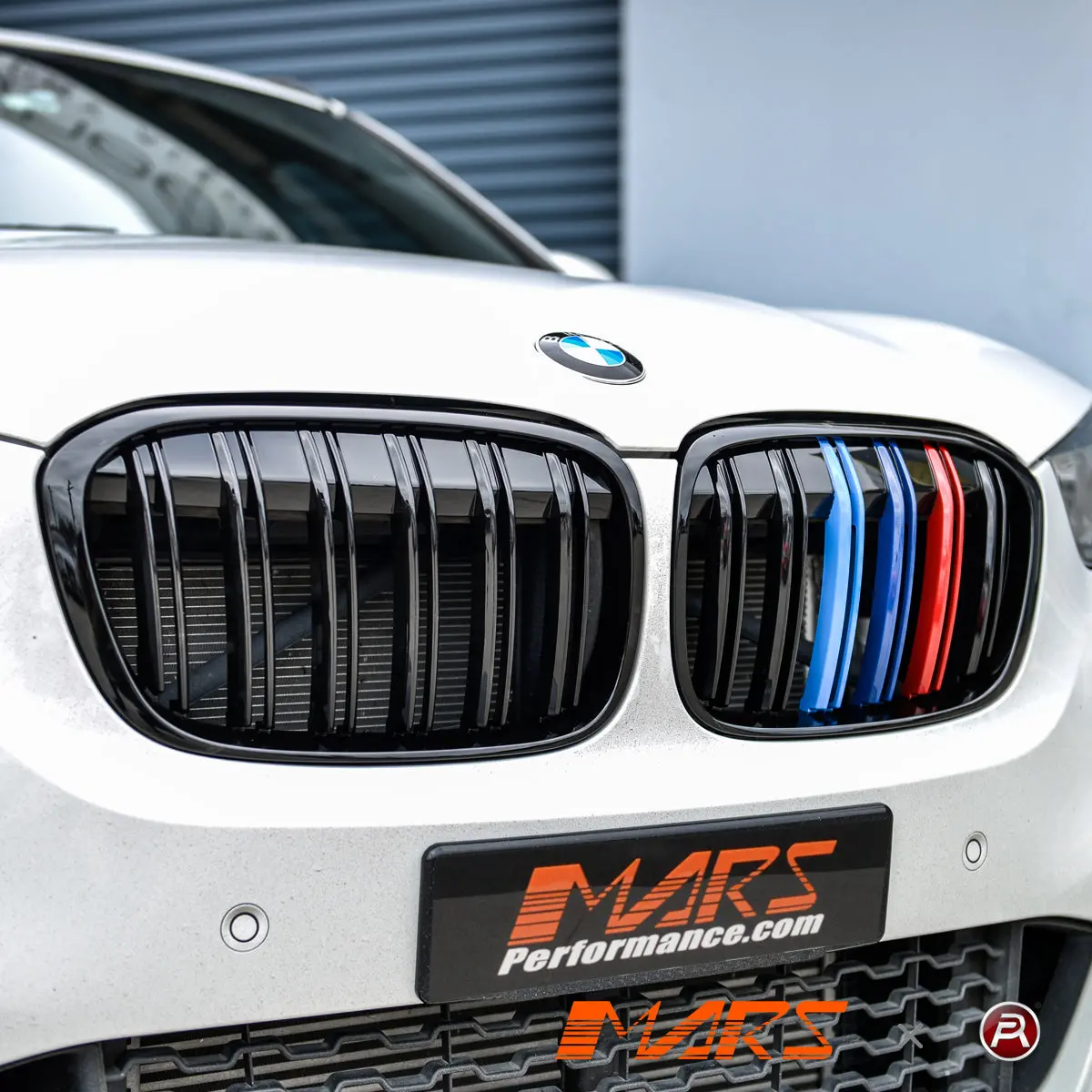 Gloss Black M Style Front Bumper Bar Kidney Grille With Colour Stripes For Bmw X1 F48 Pre Lci 2015-2019 1