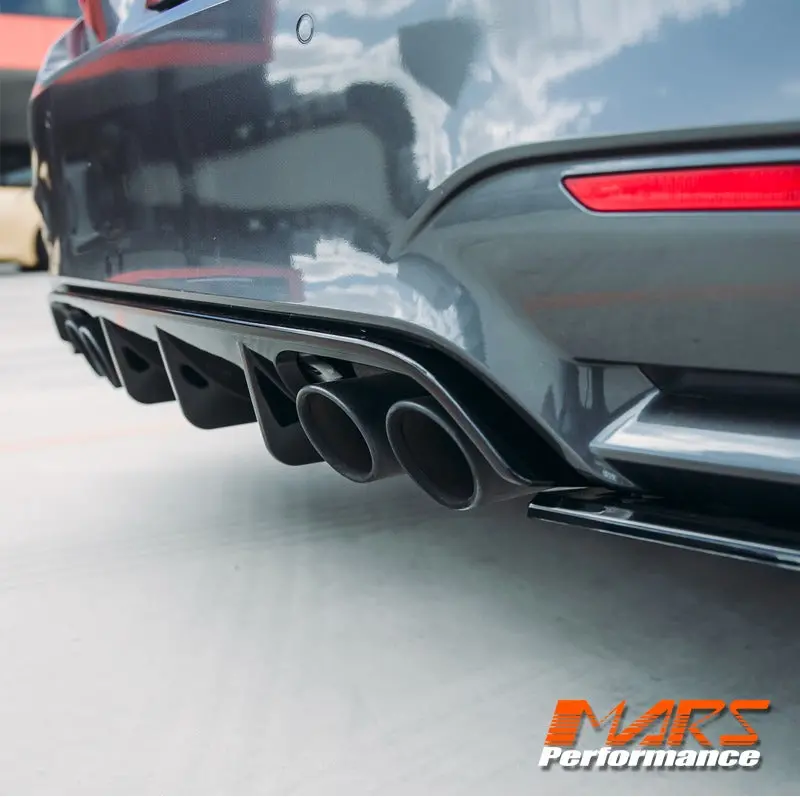 Vorsteiner Style Gloss Black Rear Bumper Bar Diffuser Bodykit For Bmw F80 F81 M3 & F82 F83 M4 (3 Pieces) 2014-2020 2
