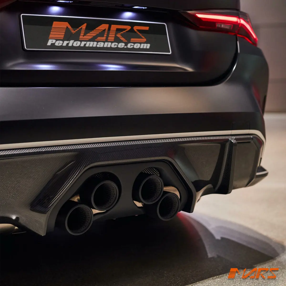 M Performance Style Dry Carbon Fibre Rear Bumper Bar Replacement Diffuser With Center Exhaust Outlet For Bmw G82 G83 M4 & G80 G81 M3 1