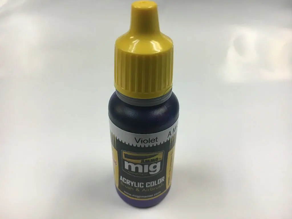 Amig 0126 Violet 1