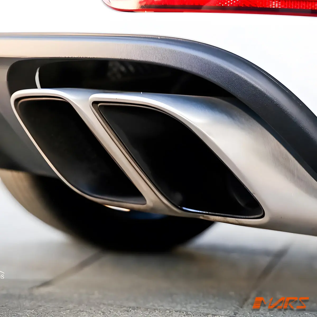 Square Turbo Style Twin Outlet Exhaust Muffler Tips For Porsche Macan 95B Bodykit 1