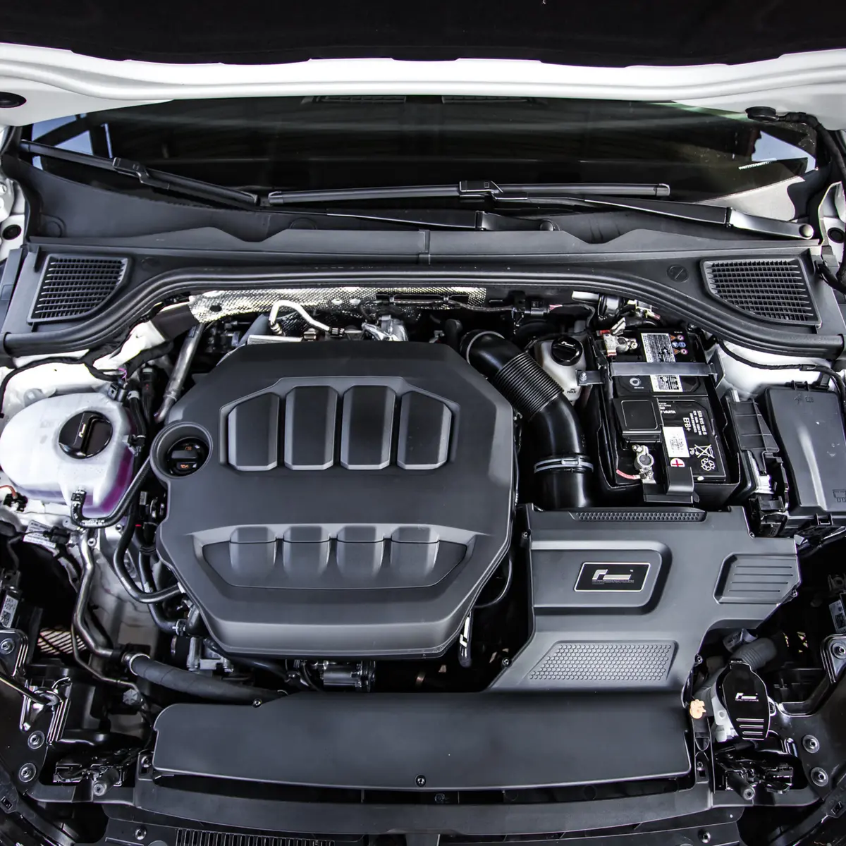 Racingline R600 Cold Air Intake For Volkswagen Mk7/Mk8 Gti, Golf R And Audi 8V/8Y S3 (2015+) 1