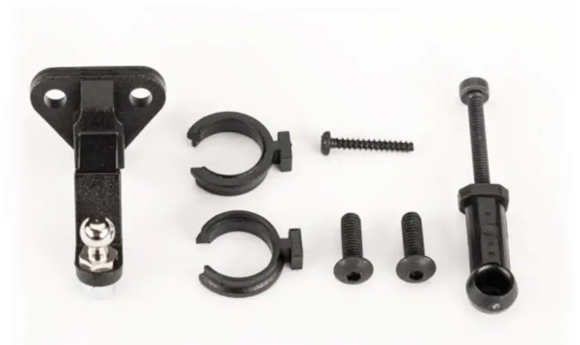 Traxxas 9796 Trailer Hitch W/ Couplers & Spacers 1