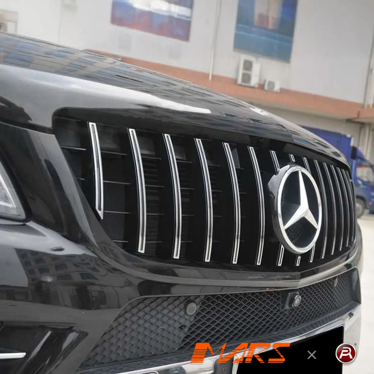 Chrome Black Amg Panamericana Style Front Bumper Bar Grille Grill Bodykit For Mercedes-Benz W166 Ml Class Hatch 2012-2015 1