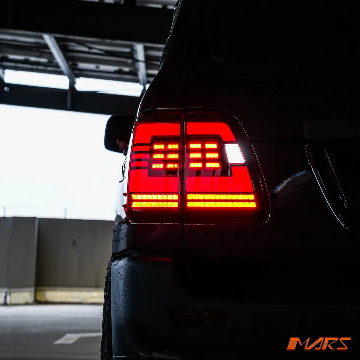 Black Full Led Tail Lights With Sequential Indicators For Toyota Landcruiser Fj100 Lc100 100 Series 1998-2007 1