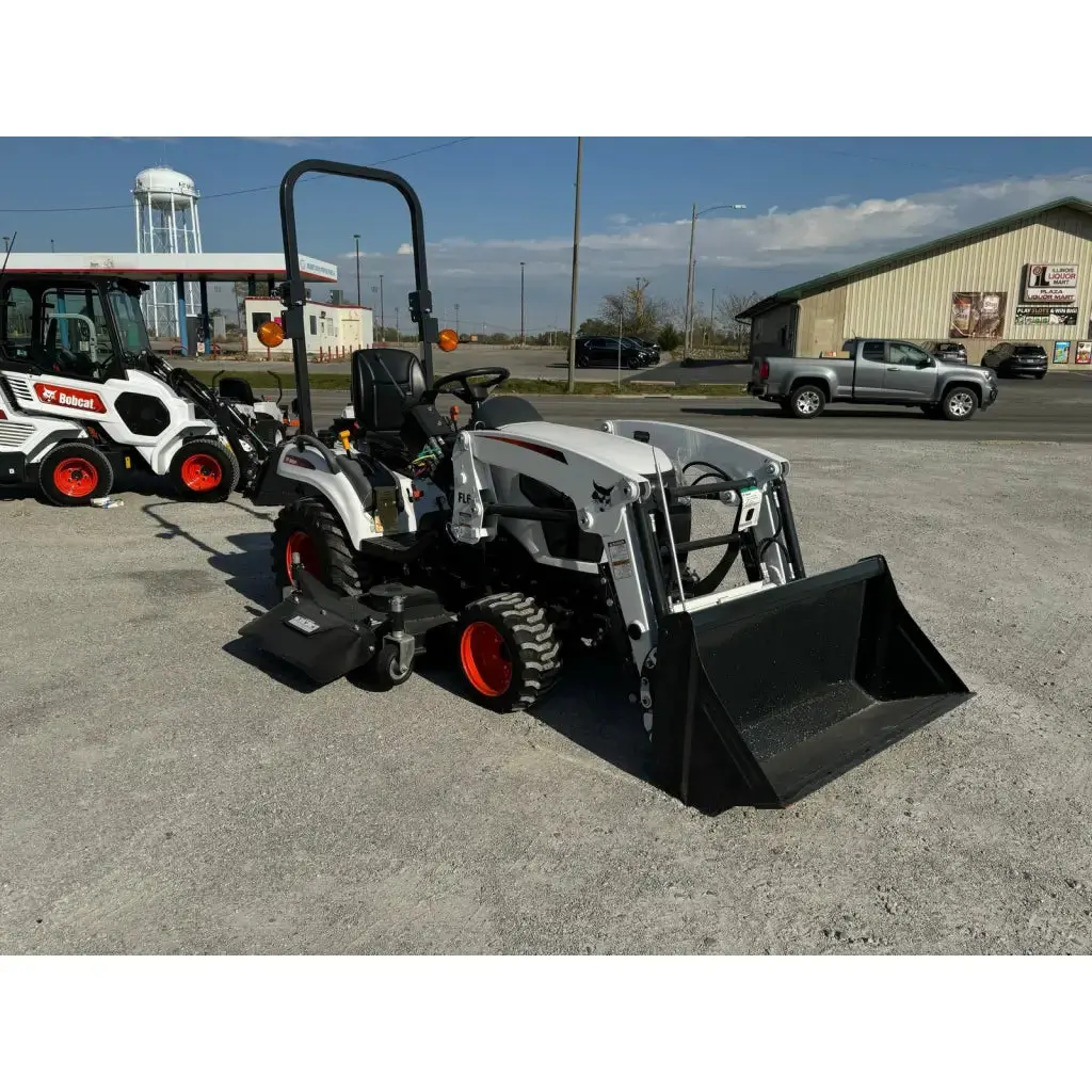 Bobcat Ct1025 Hst Tractor With Mid Mount Mower Deck 1