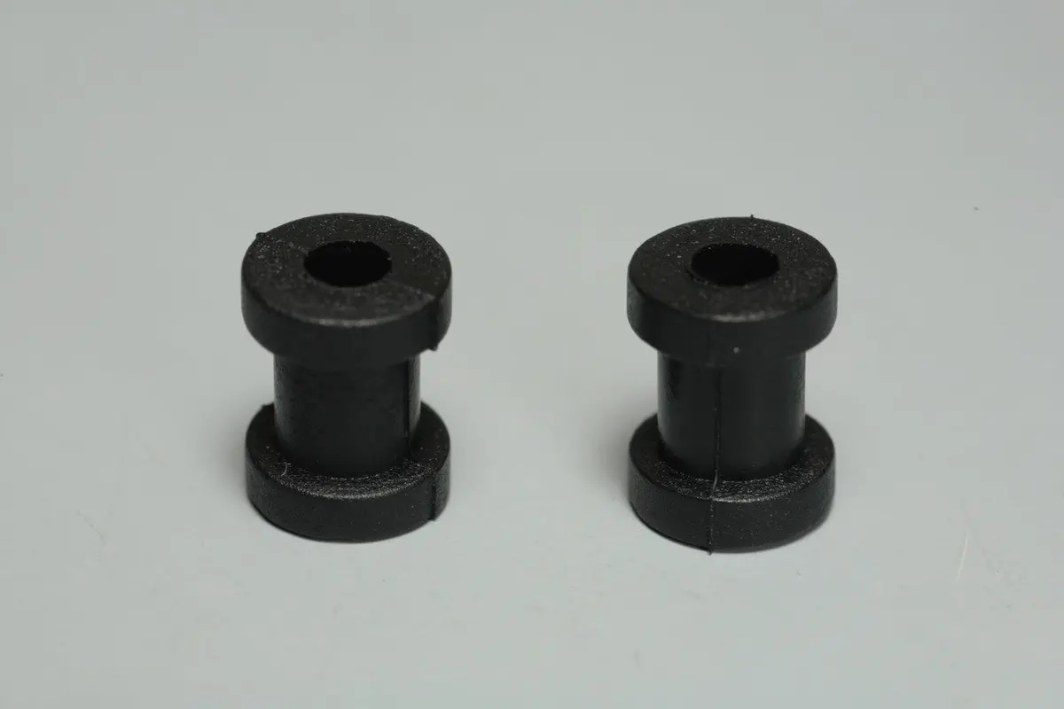 Mugen E0803 Fuel Tank Bushing: X5 1