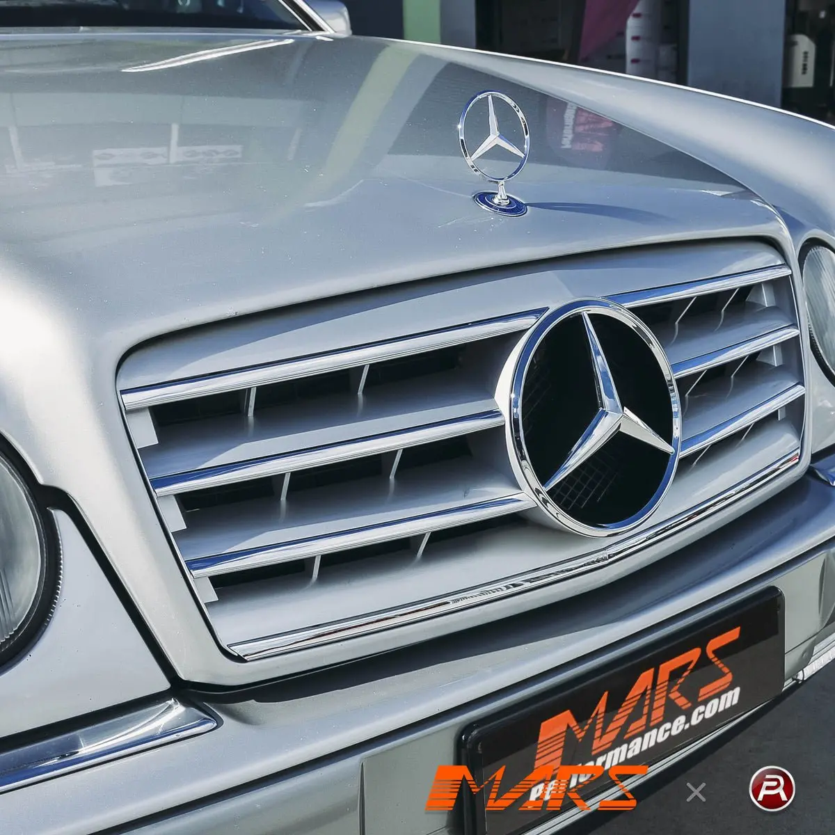Cl4 Style Front Grille Grill Bodykit For Mercedes-Benz E-Class W210 1995-1999 1