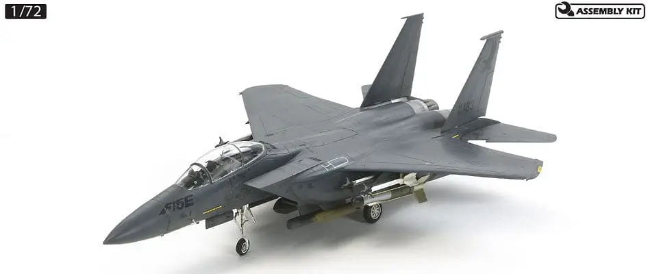 Tamiya 60783 1/72 F-15E Strike Eagle 1