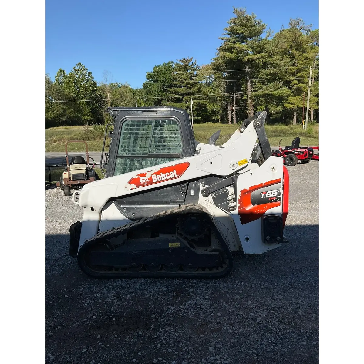 2022 Bobcat T66 R-Series Track Loader 1