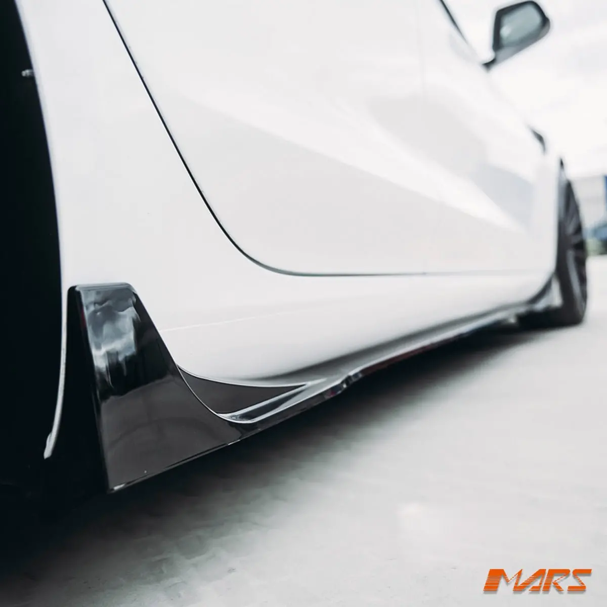 Gloss Black Aero Dynamic 1 -Lower Side Skirts Lip Spoiler Bodykit For Tesla Model 3 2019-2025 1