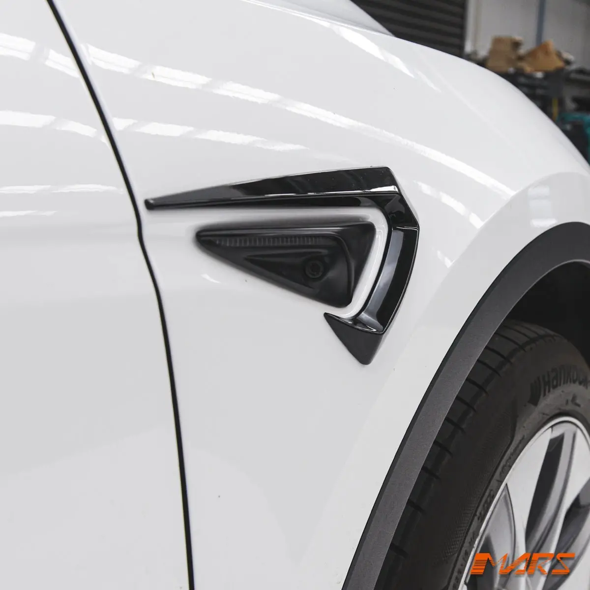 Gloss Black Aero Dynamic Side Fender Guard Camera Vent Blade Canard Bodykit For Tesla Model Y 2022-2024 1