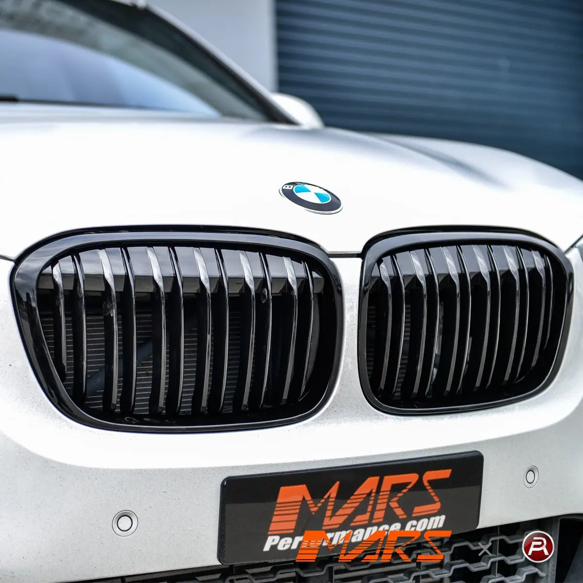 Gloss Black M Style Front Bumper Bar Kidney Grille Bodykit For Bmw X1 F48 Pre Lci 2015-2019 1
