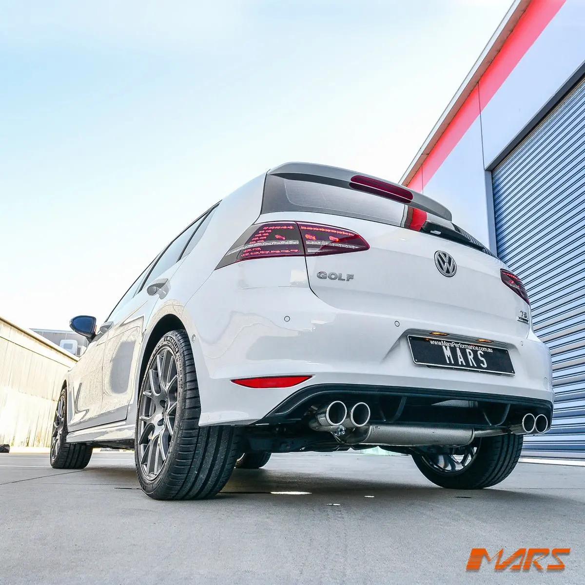 R20 Style Rear Bumper Bar Boidykit With Twin Exhaust Outlet For Volkswagen Vw Golf Vii Mk-7 & Gti 2