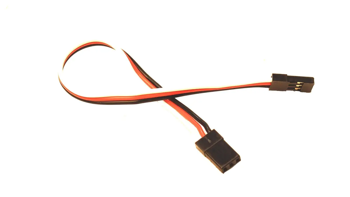 1651   6" (152Mm) Universal Extension Lead With Male Connector 22Awg 1