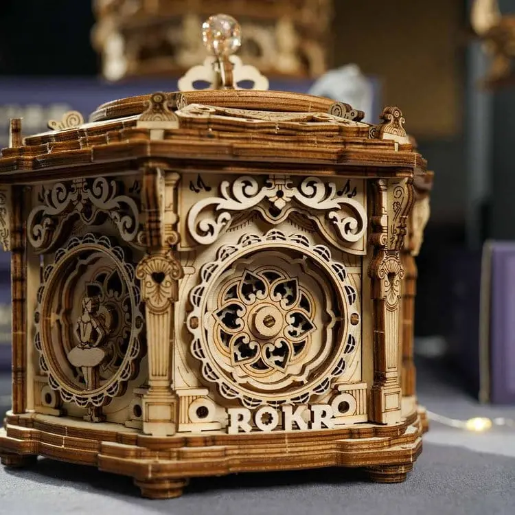 Roeamk52 Mechanical Music Box; Secret Garden 1
