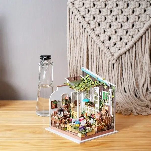 Roedg108 Diy House; Miller's Flower Garden 1