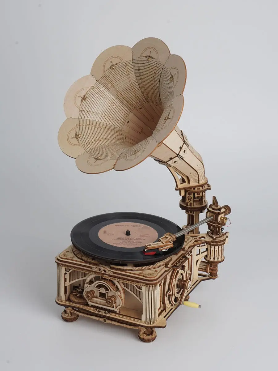 Mechanical Wood Models; Classical Gramophone 1