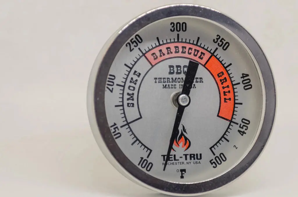 Tel-Tru Bq300 Barbecue Thermometer, 3 Inch Aluminum Zoned Dial, 4 Inch Stem, 100/500 Degrees F 1