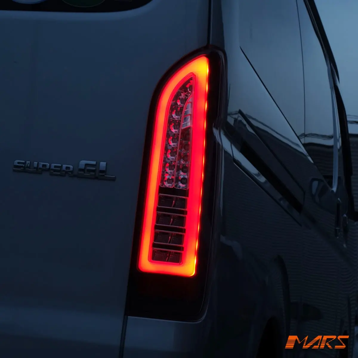 Smoked Black 3D Stripe Full Led Tail Lights For Toyota Hiace Van 2005-2018 1