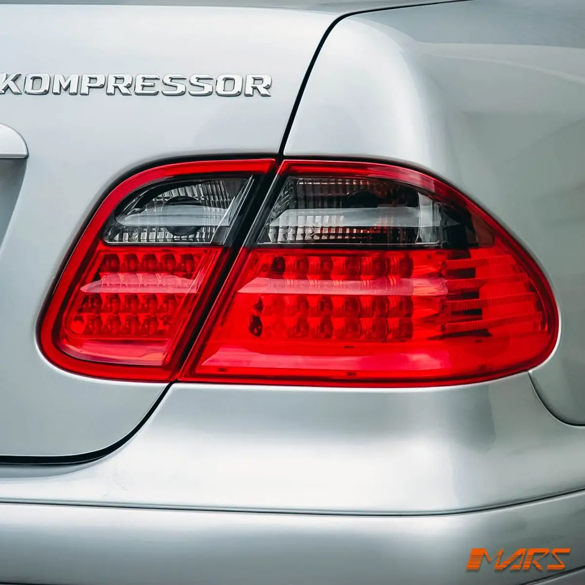 Smoked Red Led Tail Lights For Mercedes-Benz Clk-Class W208 C208 A208 1997-2002 1